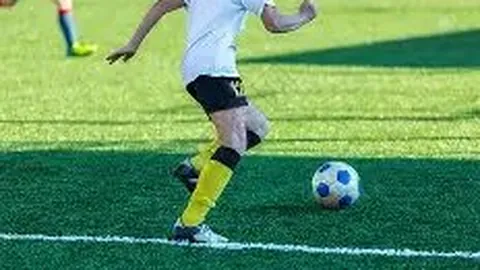 夜战激战！NBA独家揭秘：老鹰vs雄鹿生死对决，昨日3分险胜大揭秘！